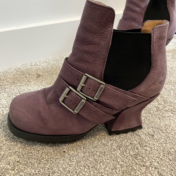 John Fluevog, The Stad, size 9, Purple, boots with buckles. - Picture 7 of 9